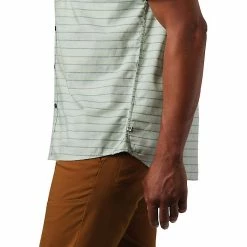 Mountain Hardwear Men's Crystal Valley SS Shirt -Mountain Hardwear Sales 10476319x1213827 vAlt image 2