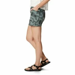 Mountain Hardwear Women's Cascade Pass Cargo 5 Inch Short -Mountain Hardwear Sales 10476320x1235994 vAlt2