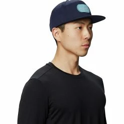 Mountain Hardwear MHW Out Yonder Hat -Mountain Hardwear Sales 10502267x1195583 vAngled