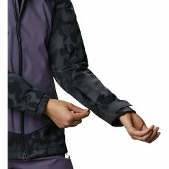 Mountain Hardwear Women's Powder Quest Insulated Jacket -Mountain Hardwear Sales 10502300x1213823 vAlt image 1